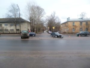 В Твери в ДТП пострадала девушка-водитель