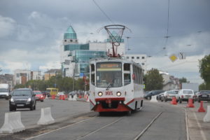 На улицы Твери выехал «Зелёный трамвай»