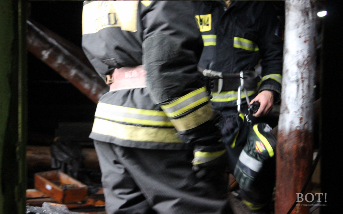 В Торопецком районе на пожаре в жилом доме пострадал мужчина