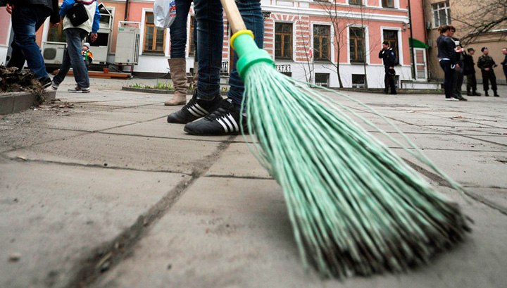 Безработные жители Тверской области могут устроиться на оплачиваемые общественные работы