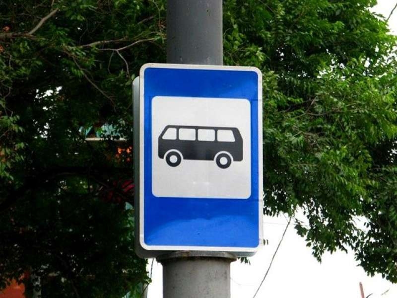 В Кашине по требованию прокуратуры благоустроят автобусную остановку