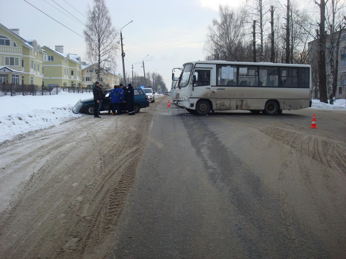 Общественный транспорт торжка