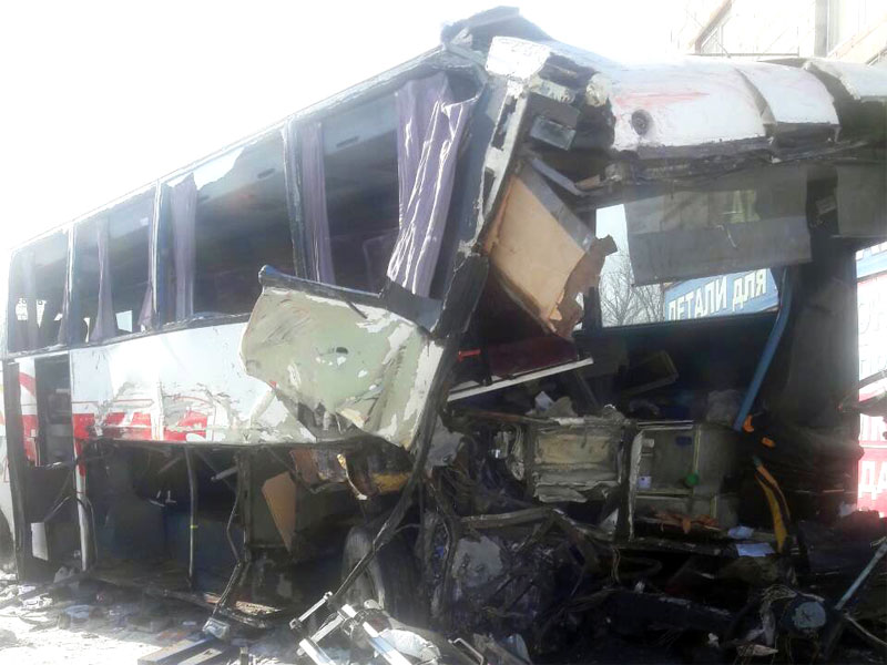 Автобус Ереван-Тверь попал в серьезное ДТП под Воронежем, погибли два человека