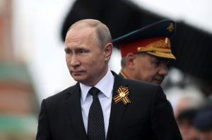 Владимир Путин поздравил жителей Верхневолжья с Днем Победы
