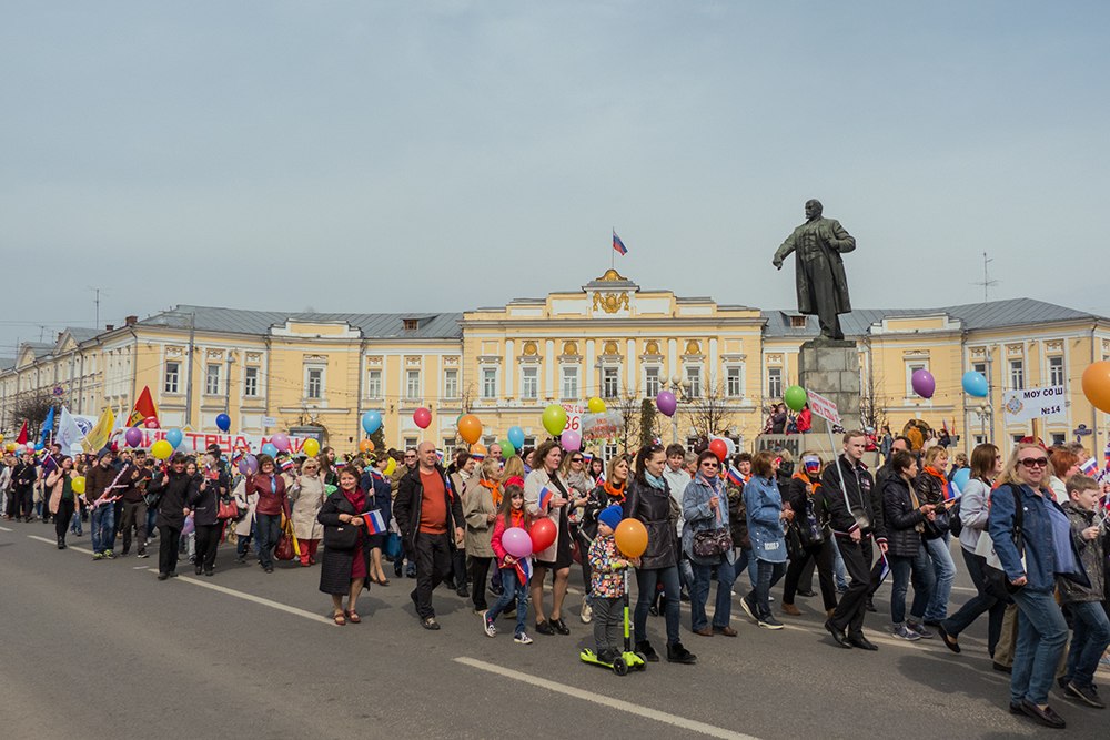 Многотысячный марш, пикник и «Монстрация»: как в Твери отпраздновали Первомай