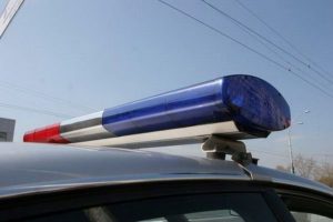 Два автомобиля в Тверской области попали в аварию перед «зеброй»