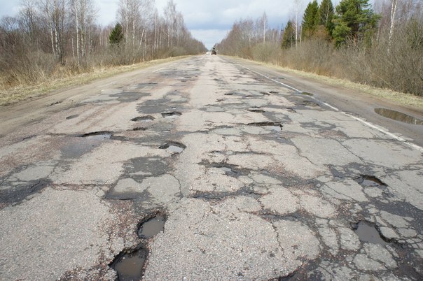 Главу Жарковского района привлекли к ответственности за плохие дороги