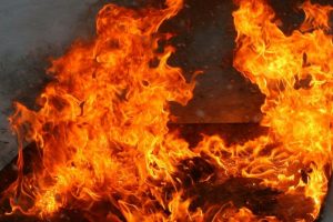 Ночью 12 сентября в Заволжском районе Твери горел дом
