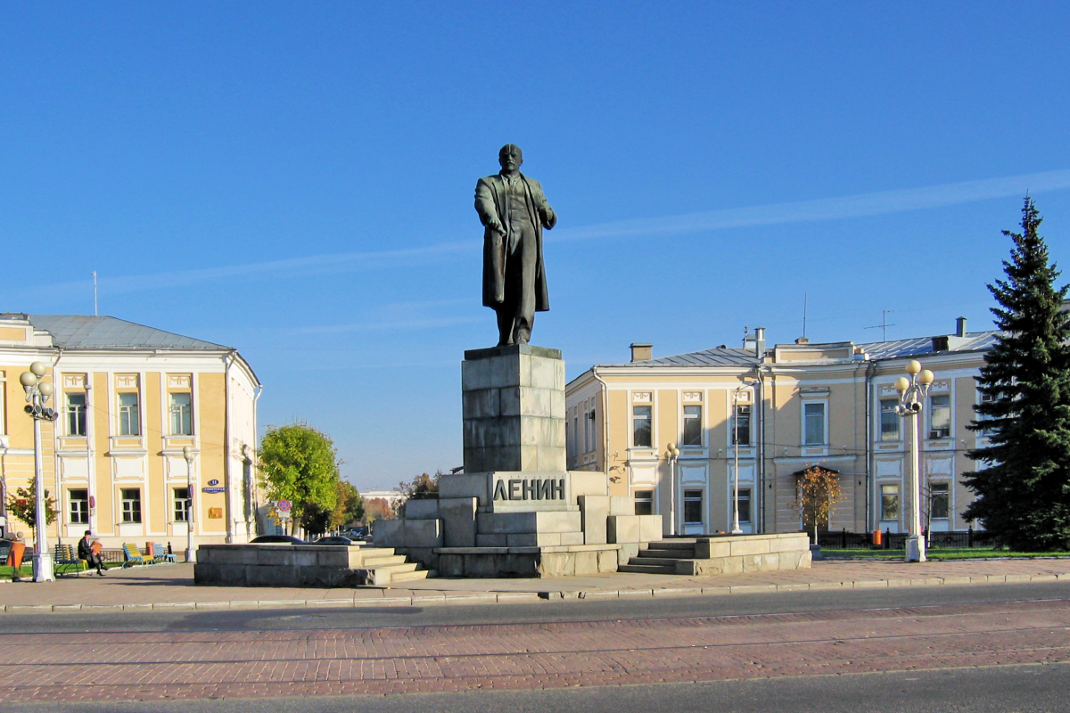 В Твери пока не будут переименовывать улицы и переносить памятник Ленину