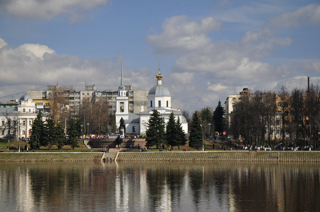 Фото твери в апреле