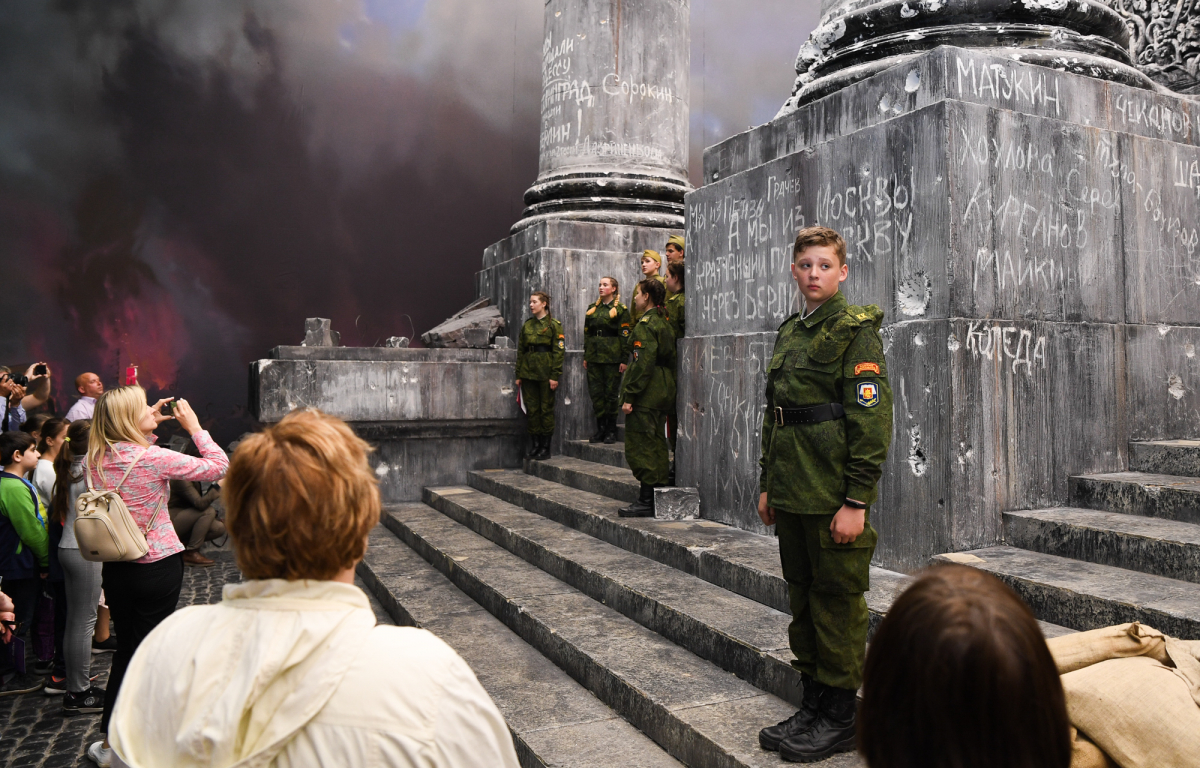 В музее у ржевского мемориала Советскому солдату используют мультимедийные технологии