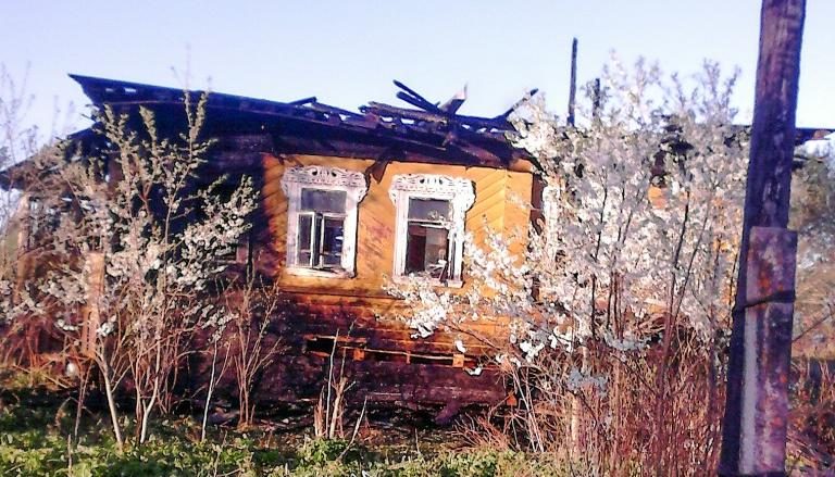 Два человека погибли на пожаре в Тверской области