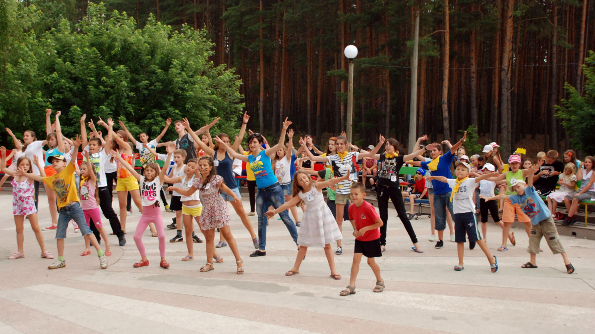В Тверской области стала известна стоимость путевки в летние лагеря для бюджетников
