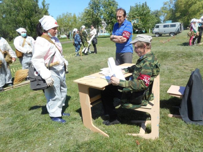 В Тверской области подвели итоги соревнований «Школа безопасности» и полевого лагеря «Юный спасатель»