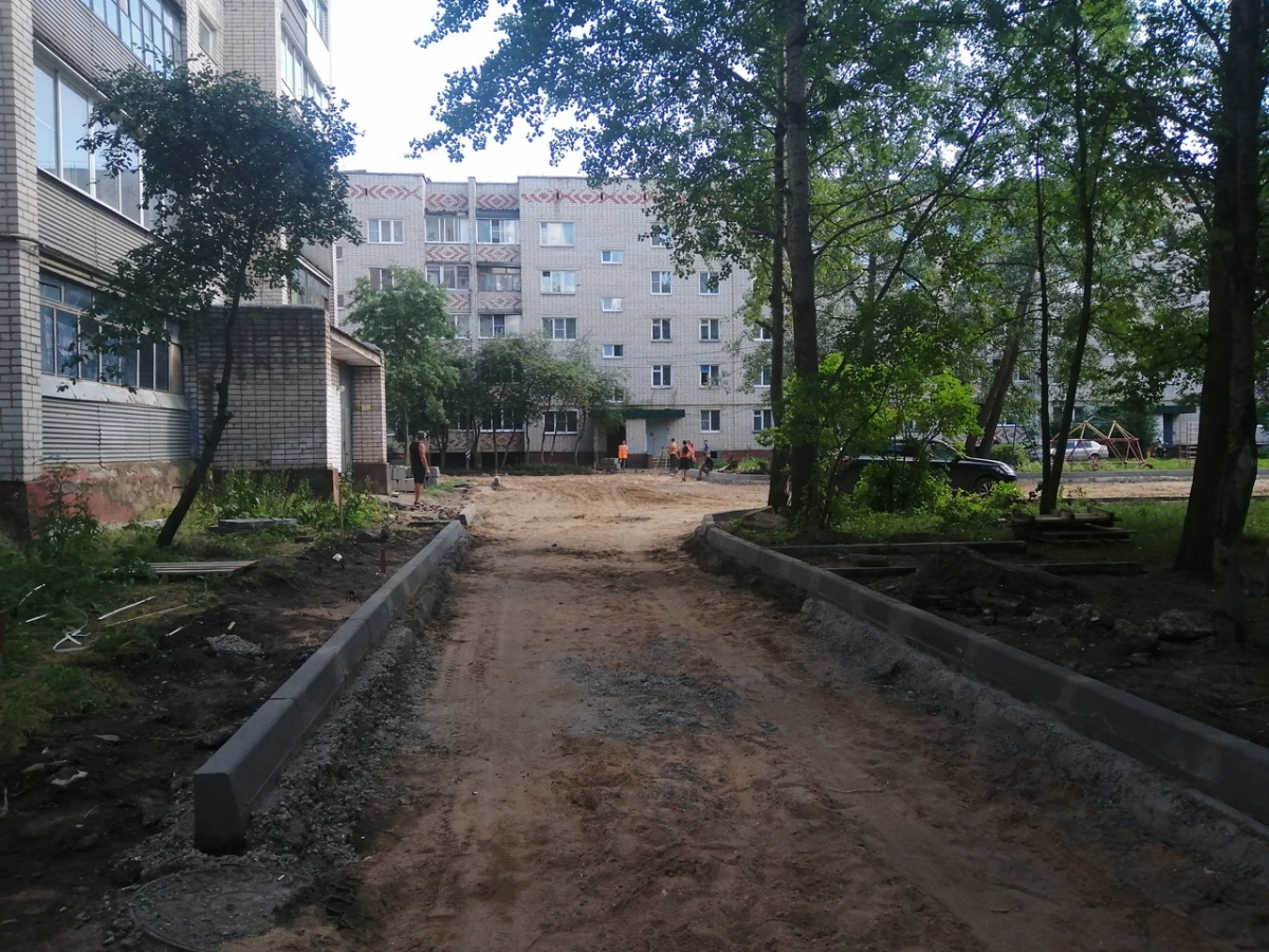 Во Ржеве начаты работы по ремонту дорог и дворовых территорий 