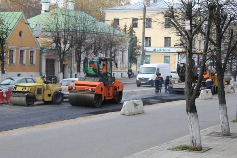 В Твери за срывы срока ремонта дорог подрядчиков будут штрафовать