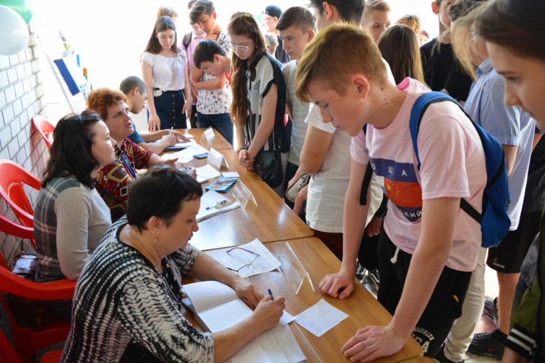 В Тверской области летом было трудоустроено более 4,5 тысяч подростков