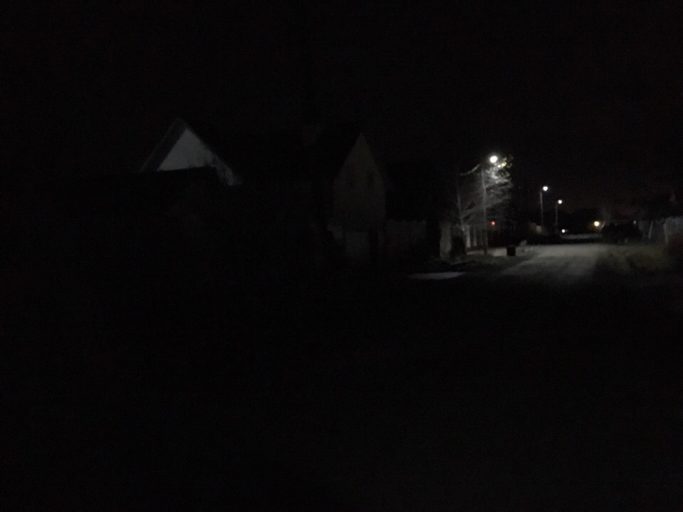 В Сандовском районе Тверской области теперь светят уличные фонари