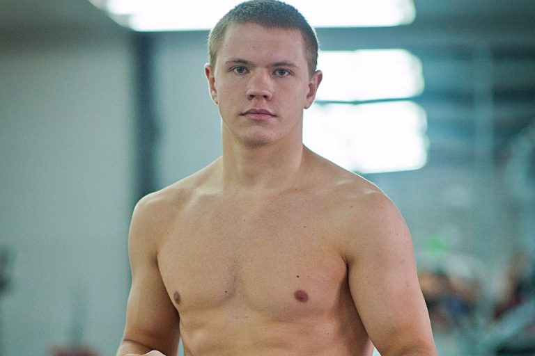 Чемпионом мира по кикбоксингу стал спортсмен из Тверской области