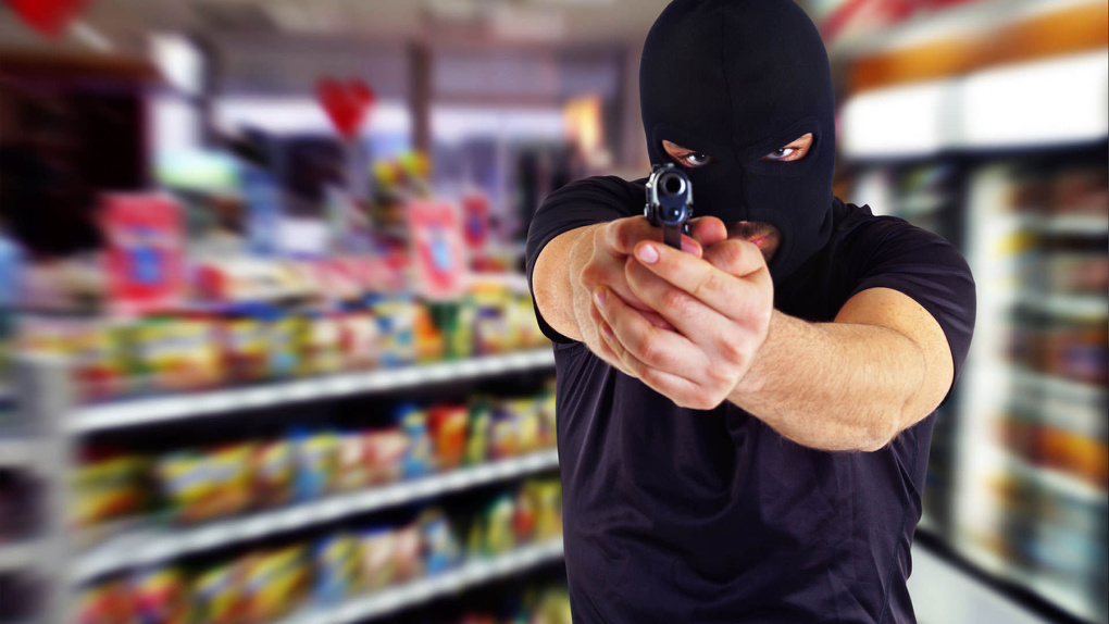 В Тверской области совершено разбойное нападение на магазин