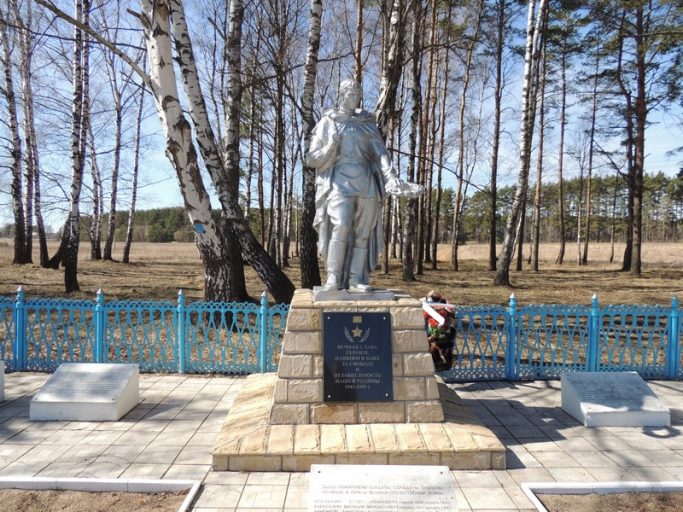 В Тверской области отремонтируют 19 воинских захоронений