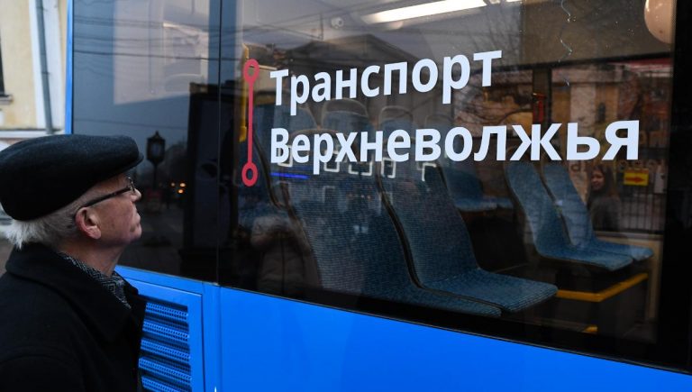 Синие автобусы готовят к теплому сезону