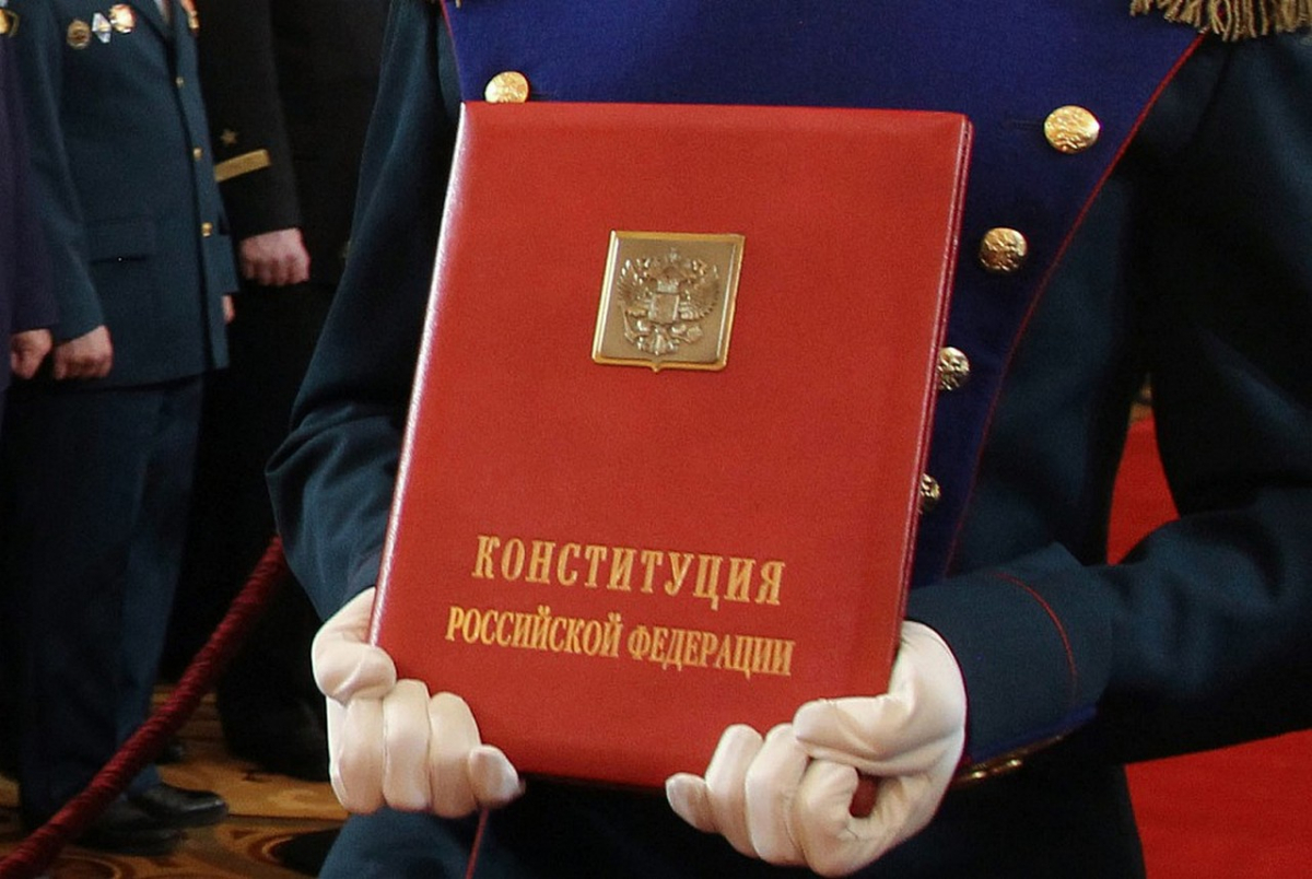 Жители Тверской области получат дополнительный выходной в день голосования по поправкам в Конституцию РФ