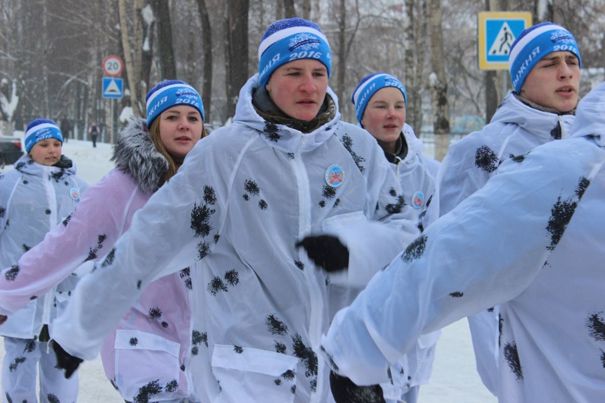 В Твери прошла военно-спортивная игра «Снежный десант»