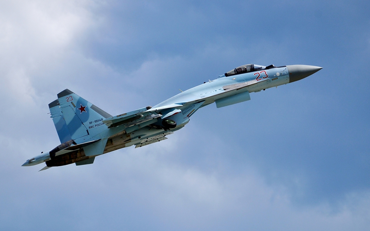 В Тверской области пилоты Су-35 сбросили более 40 бомб