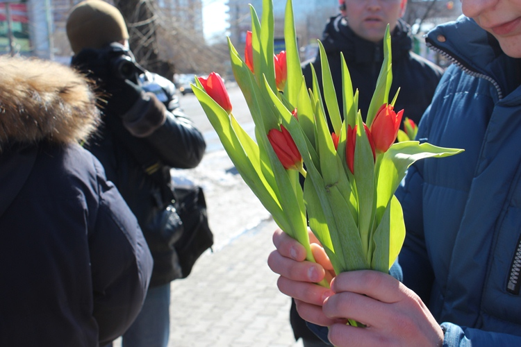 Тверские волонтёры к 8 марта подготовили акцию «Вам, любимые»
