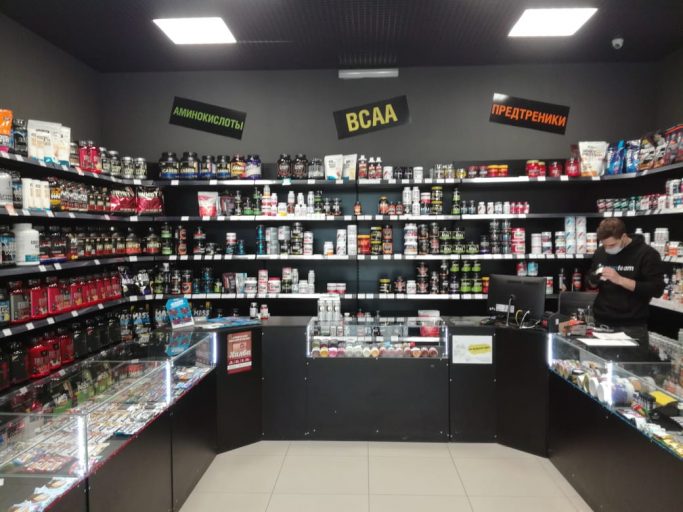В Твери выявили незаконно работающие магазины
