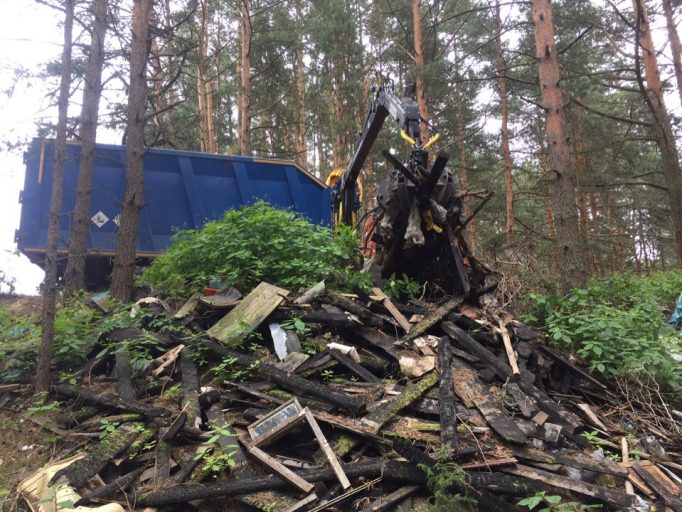 В Конаковском районе продолжается кампания по ликвидации свалок