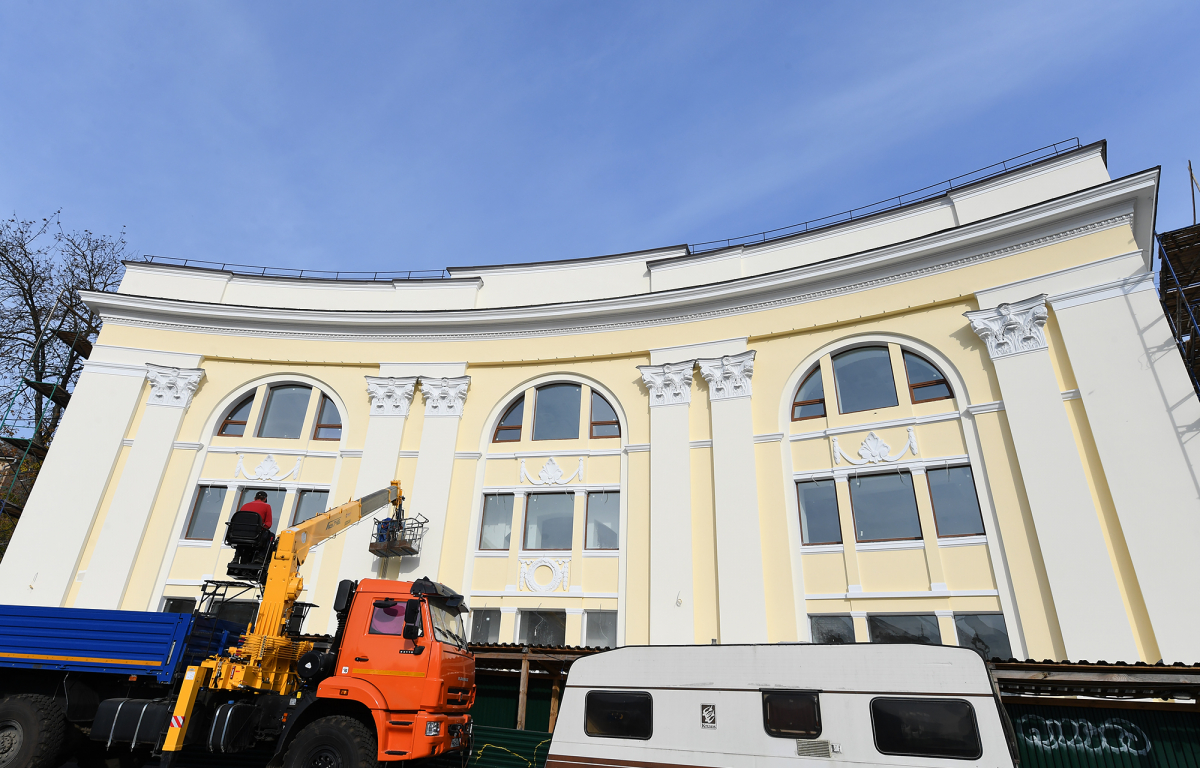В Твери завершается ремонт фасада нового Дворца бракосочетаний