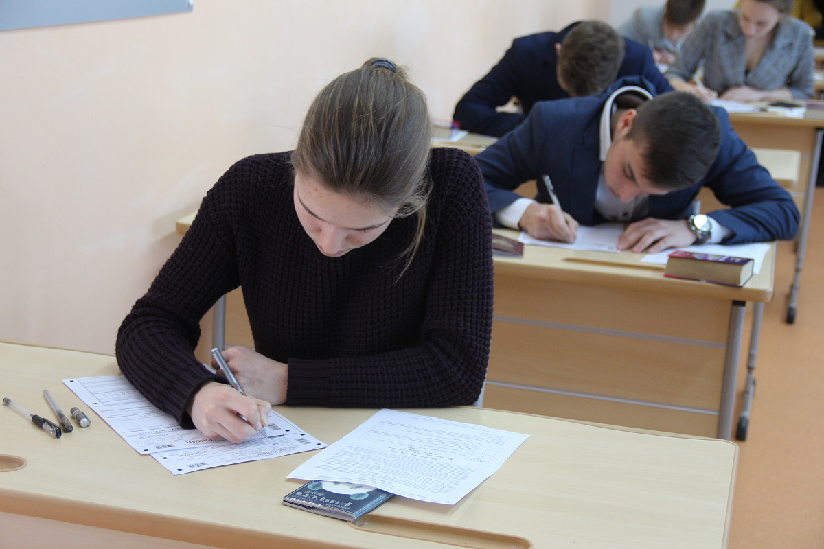 В Тверской области итоговые проверки знаний для выпускников переносятся