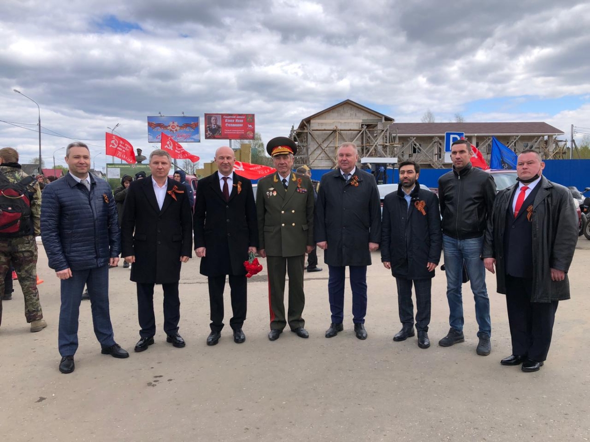 Тверские депутаты поздравили ветеранов войны