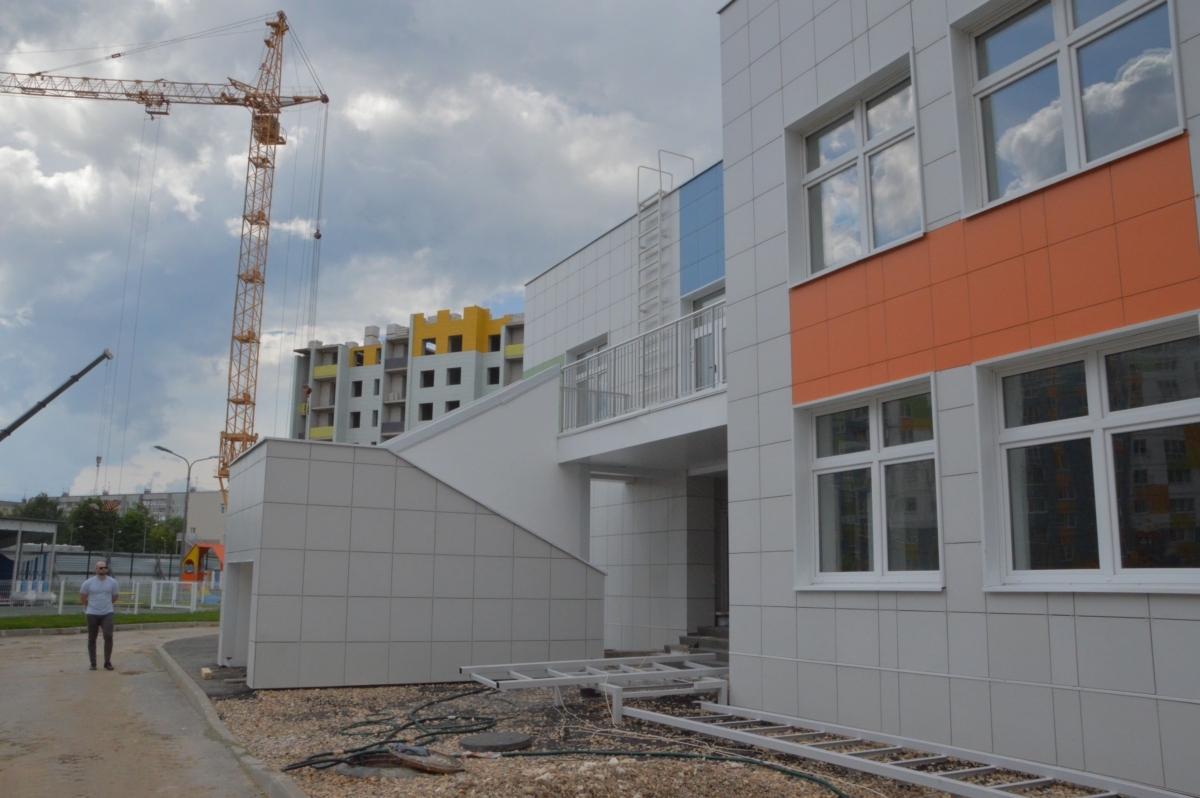В Твери строят три детских сада