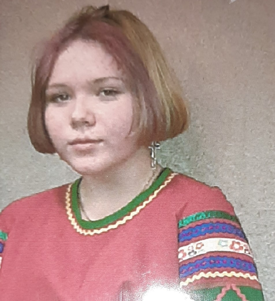 В Тверской области ищут 13-летнюю девочку с таксой