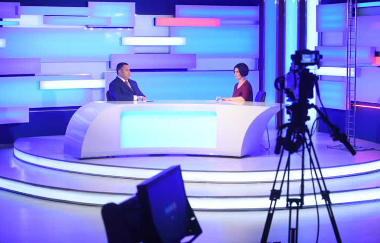 Тверской губернатор в телеэфире ответил на вопросы жителей