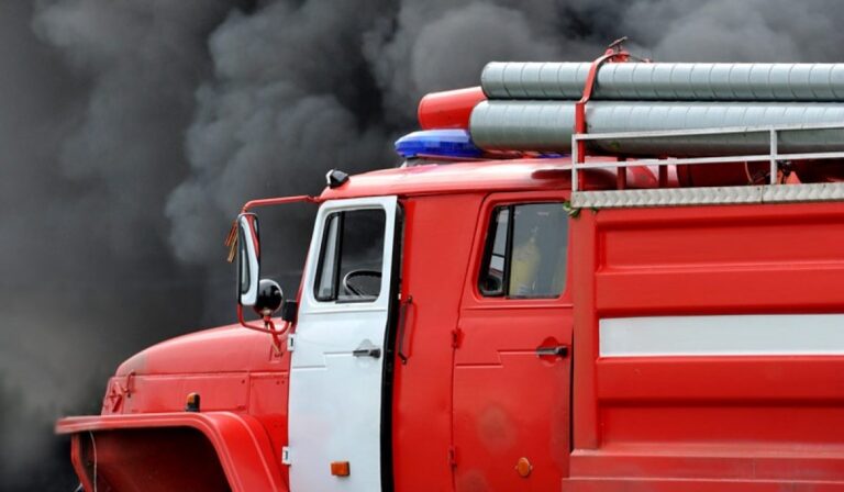 В Твери из-за пожара провели массовую эвакуацию