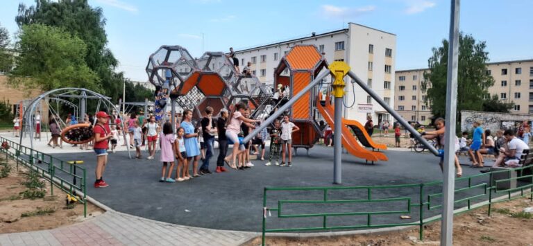 В Тверской области благоустраивают городскую среду в рамках нацпроекта