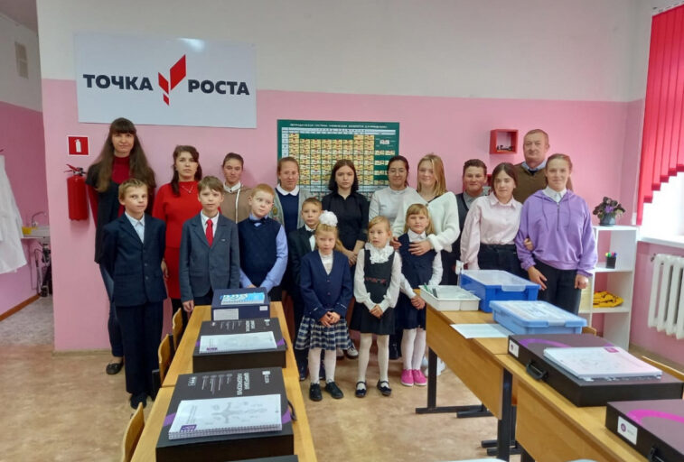 В школах Тверской области создали инновационные образовательные центры