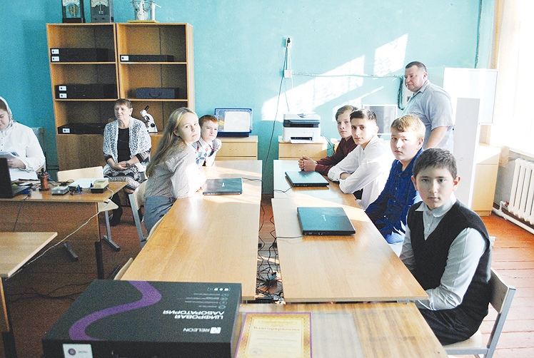 В школах Тверской области открыли инновационные центры