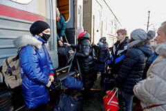 Жителям Верхневолжья рассказали о поддержке оказания помощи жителям ДНР и ЛНР
