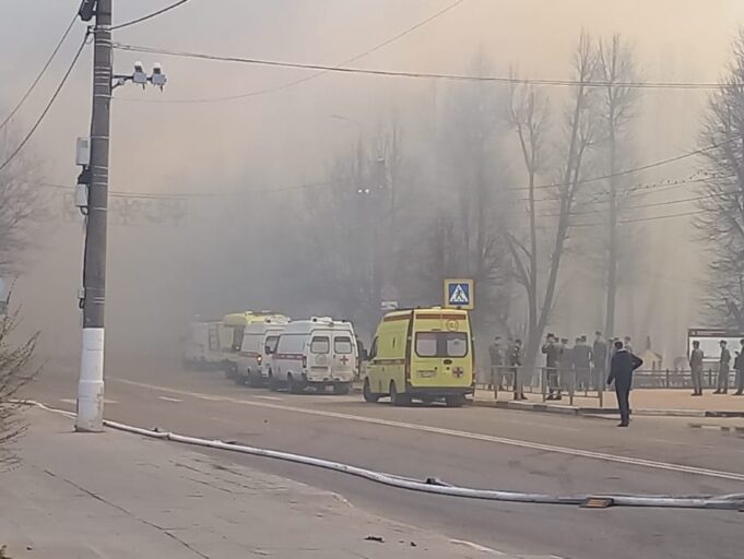 В Твери при пожаре в здании НИИ-2 погиб человек