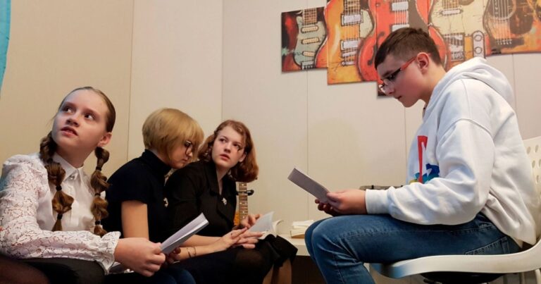 В Тверской области приглашают помочь детям с нарушениями зрения