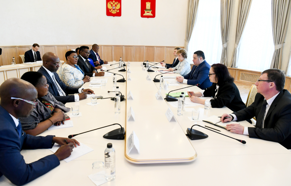 Губернатор Тверской области и председатель Парламента Республики Зимбабве обсудили перспективы сотрудничество