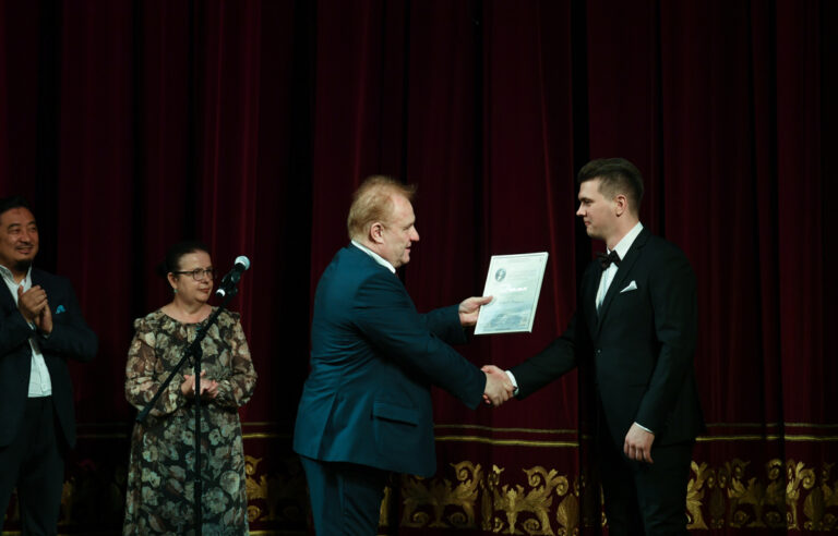 В Тверской области наградили молодых оперных певцов