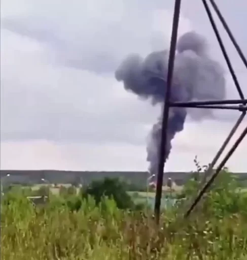 Частный самолет разбился в Тверской области, среди пассажиров, предположительно, был Евгений Пригожин