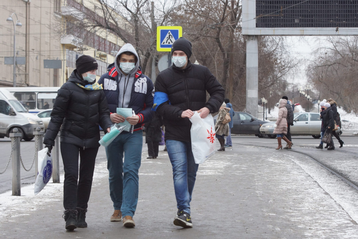 Жителям Тверской области посоветовали соблюдать меры профилактики гриппа и COVID-19