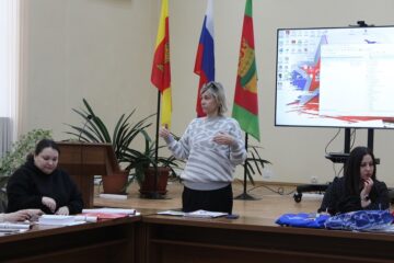 В Калининском округе продолжается обучение председателей УИК